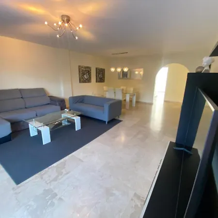 Apartament Jardines De Banus